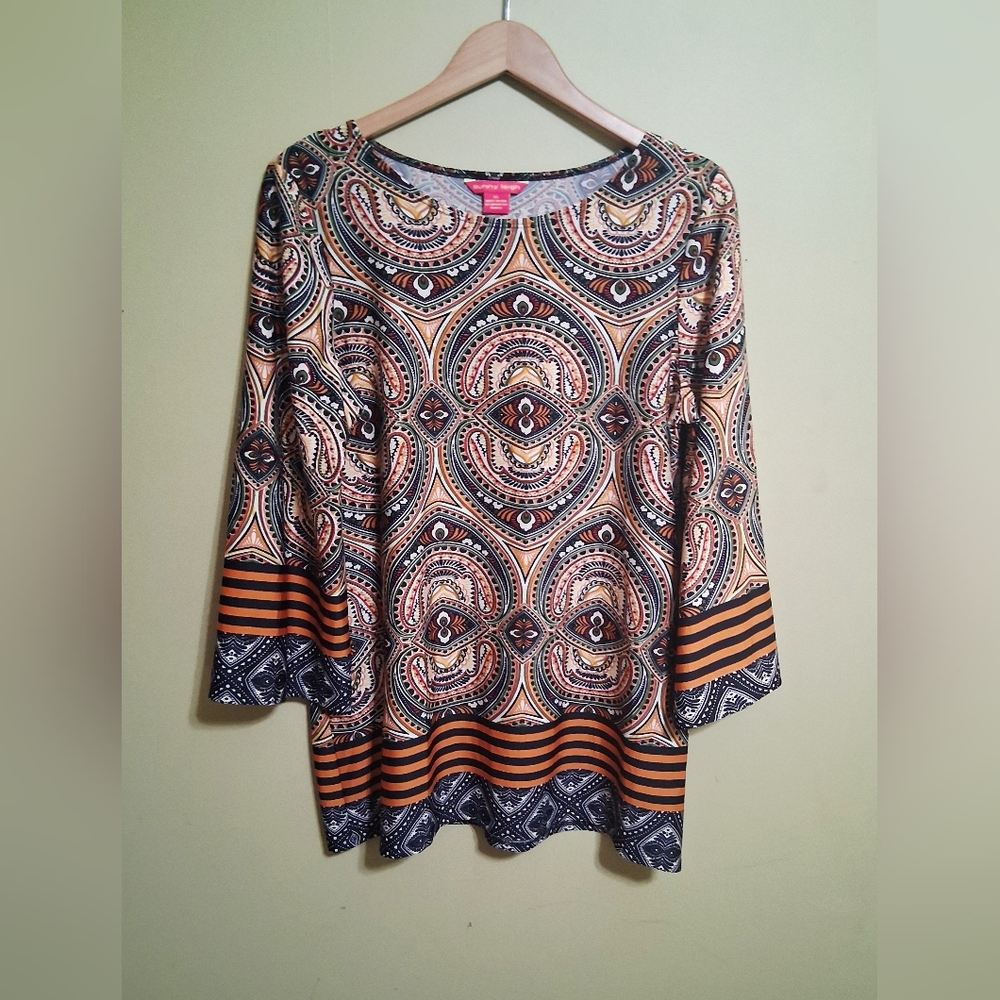 Sunny Leigh Tunic Top Women’s Size XL Black Orange Yellow Paisley Print